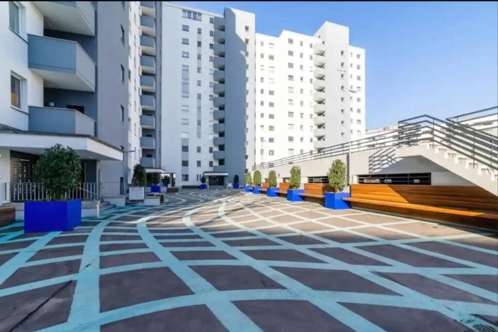 Modern Home In Central เบอร์ลิน ภายนอก รูปภาพ